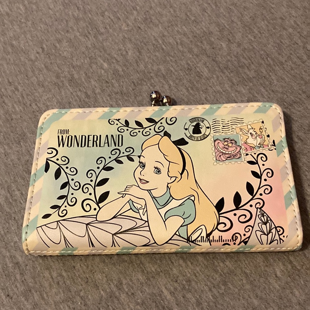 Alice In Wonderland wallet